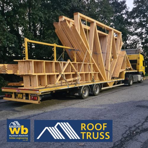 Lorry with a WB Roof Truss